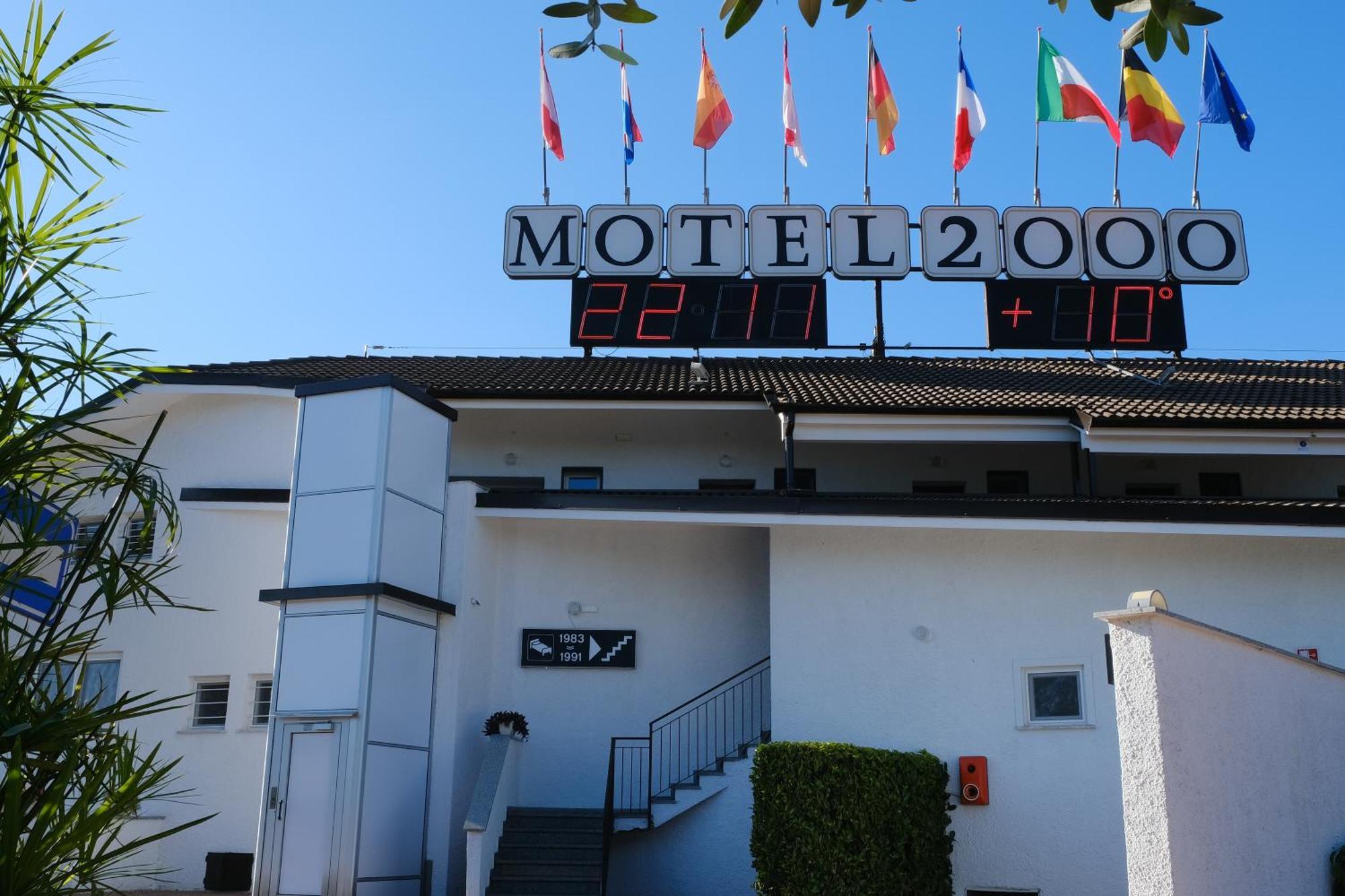 Hotel Motel 2000 Trezzano sul Naviglio Exterior foto